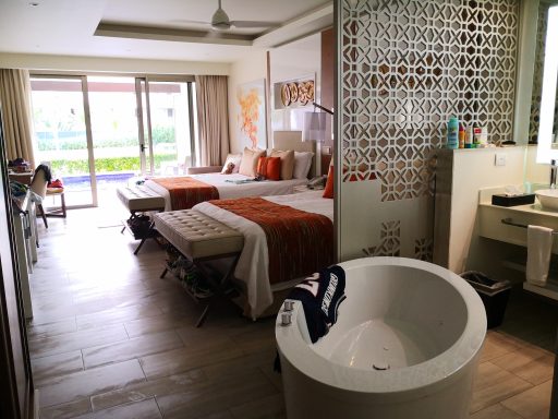Swim-up-Suite